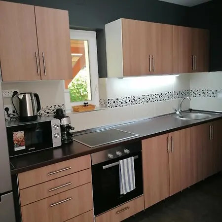V7 Petite Maison