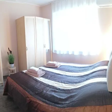 בית נופש V7 Petite Maison שיופוק