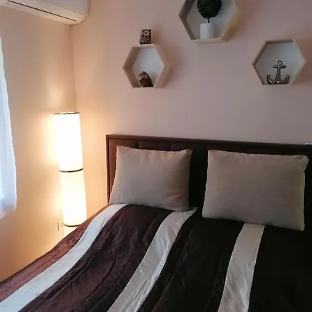 V7 Petite Maison Siofok