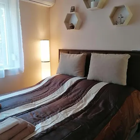 V7 Petite Maison Holiday home Siofok