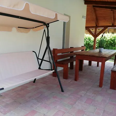 V7 Petite Maison בית נופש